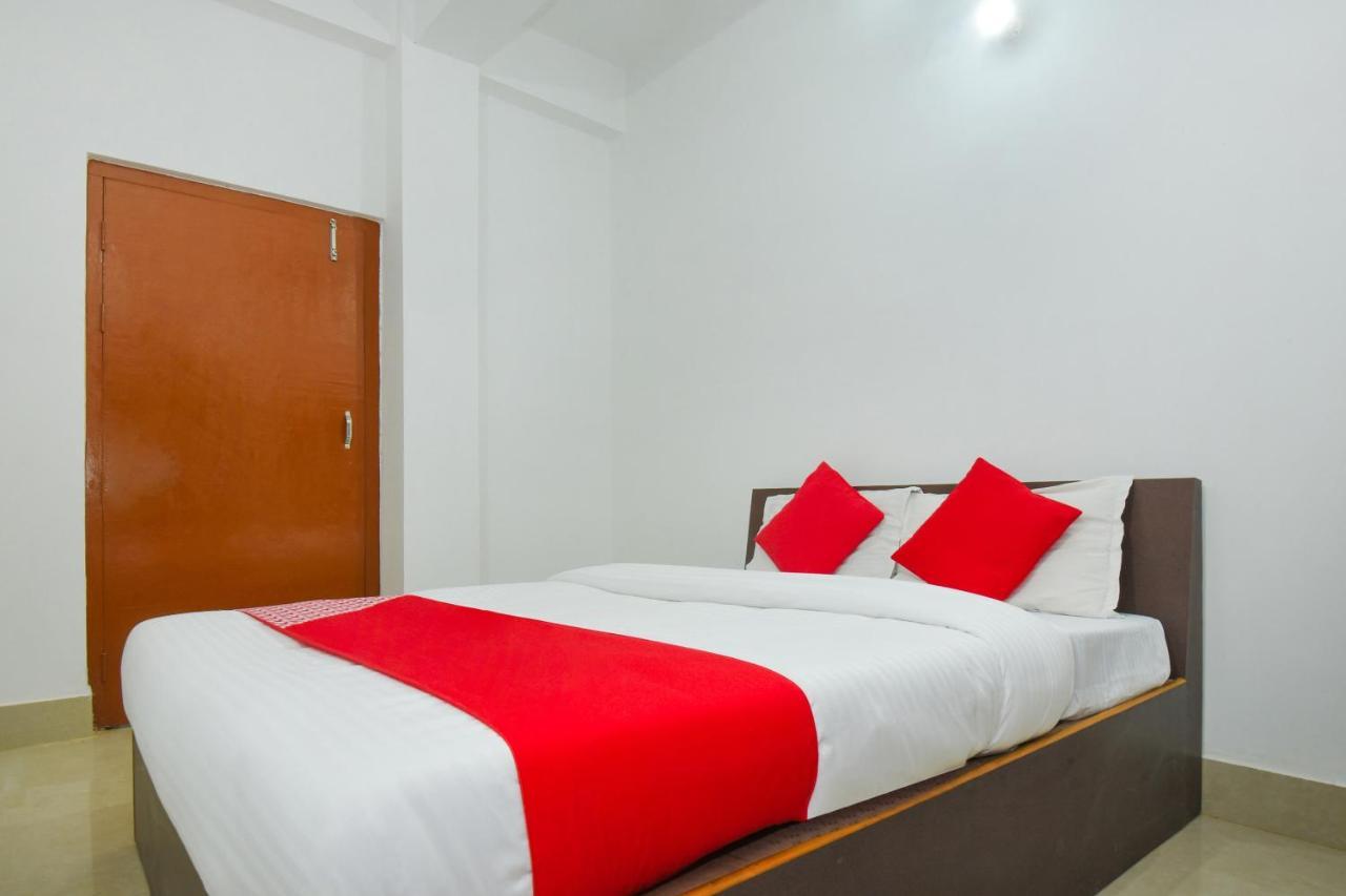 Hôtel Collection O Gs Residency à Guwahati Extérieur photo